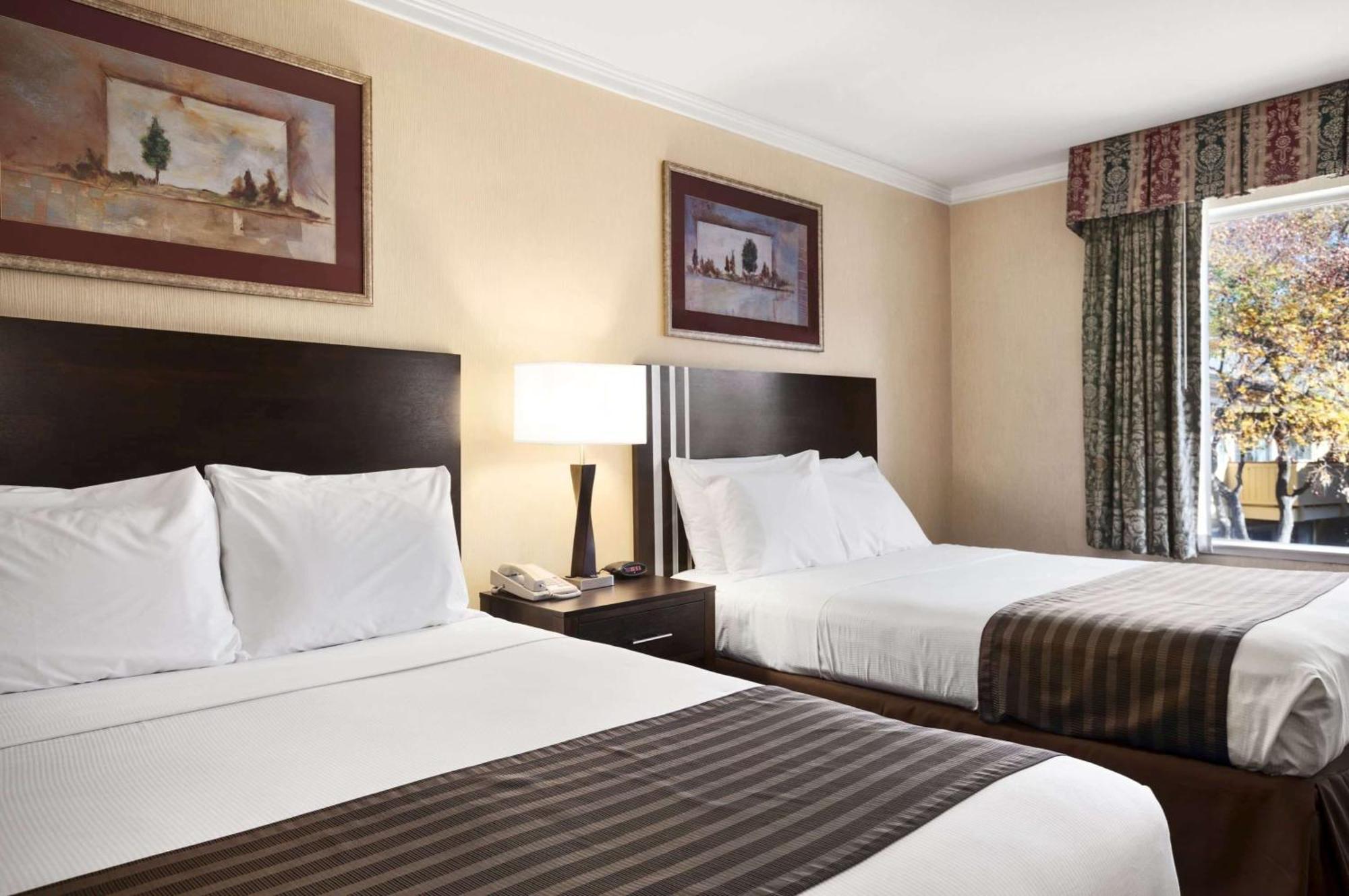 Days Inn By Wyndham Конкорд Екстер'єр фото
