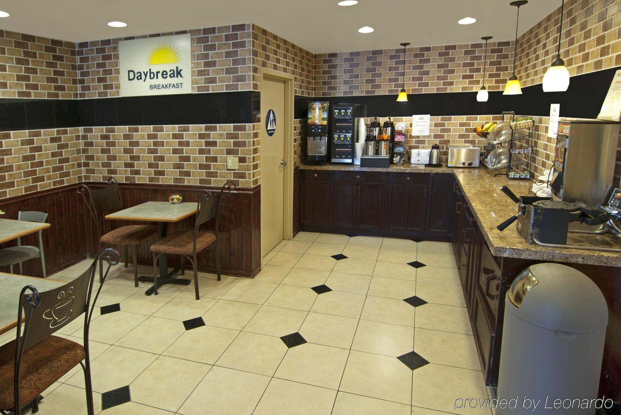 Days Inn By Wyndham Конкорд Екстер'єр фото