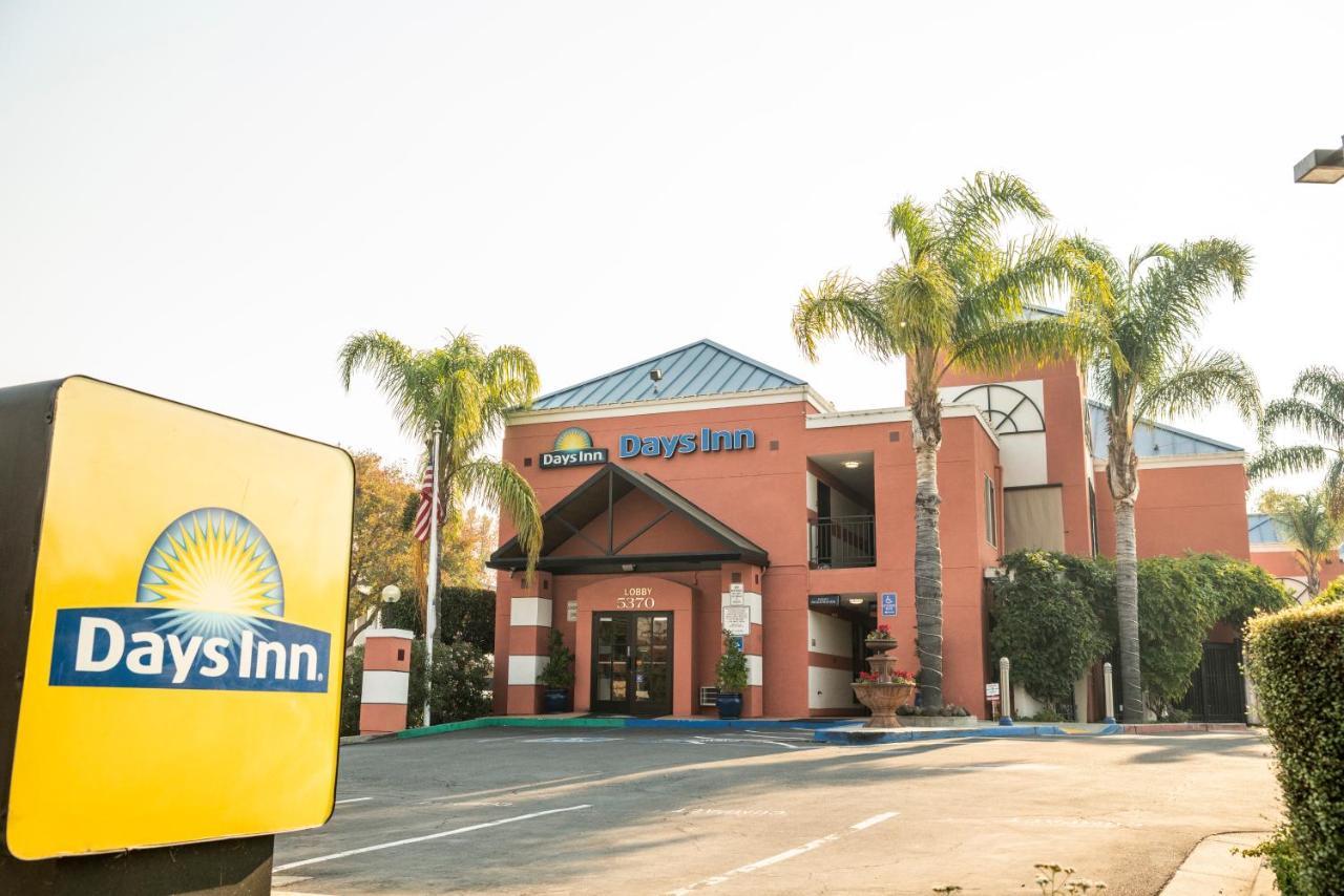 Days Inn By Wyndham Конкорд Екстер'єр фото